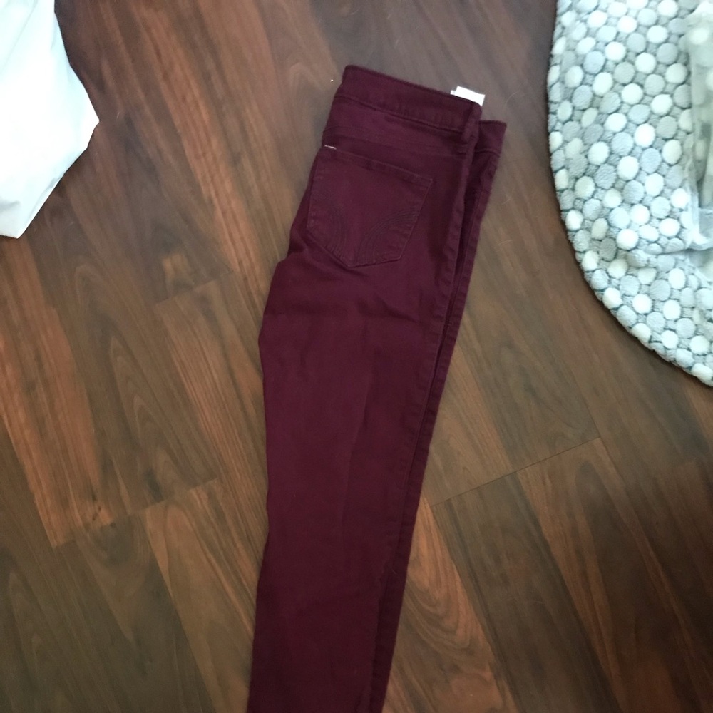 hollister maroon jeggings